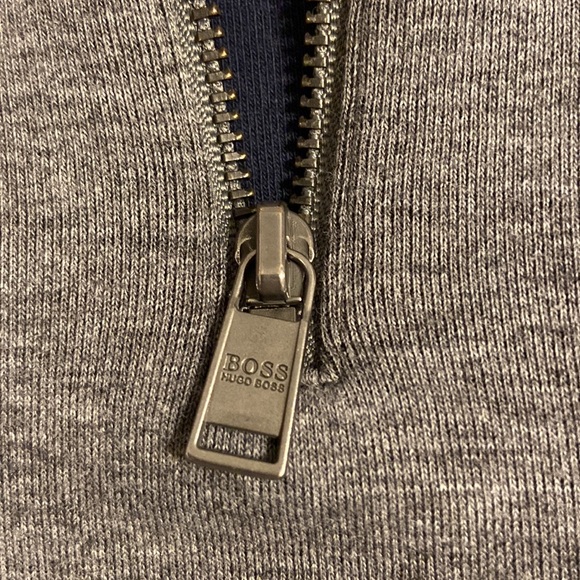 Hugo Boss Slimfit size L Shirt long 25” bust 38/40” excellent condition - Picture 12 of 16